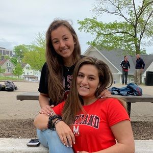 Meet your Posher, Nicole